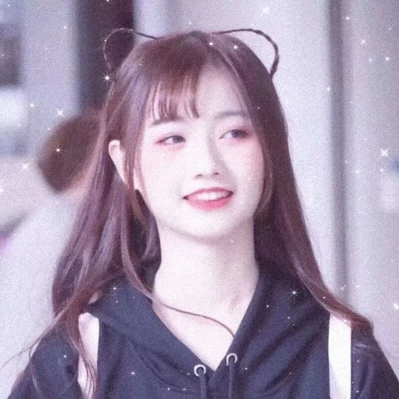 黑影窥窗